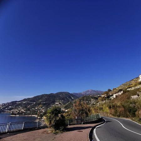 Romantic Casa Lorenzina Affittacamere Ventimiglia Kültér fotó