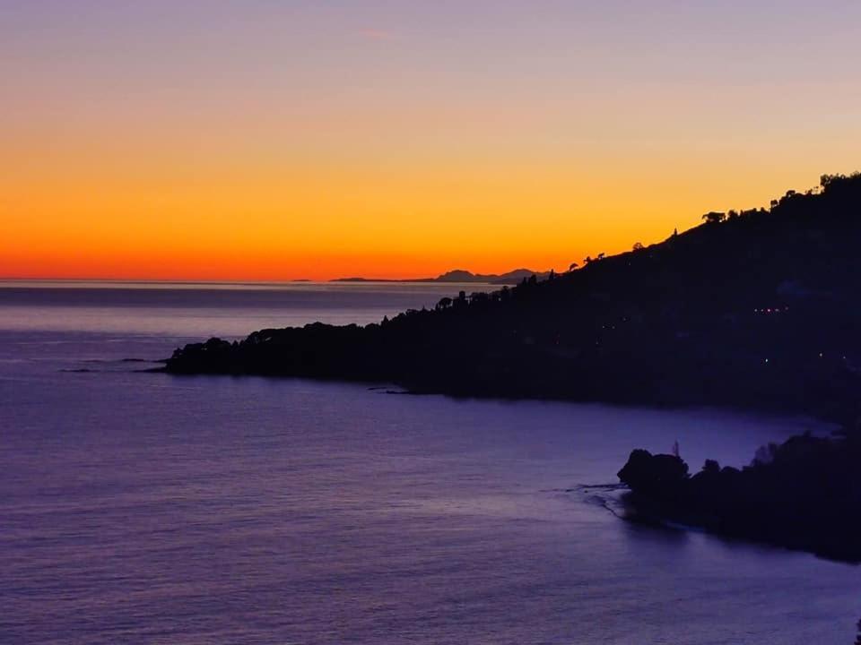 Romantic Casa Lorenzina Affittacamere Ventimiglia Kültér fotó